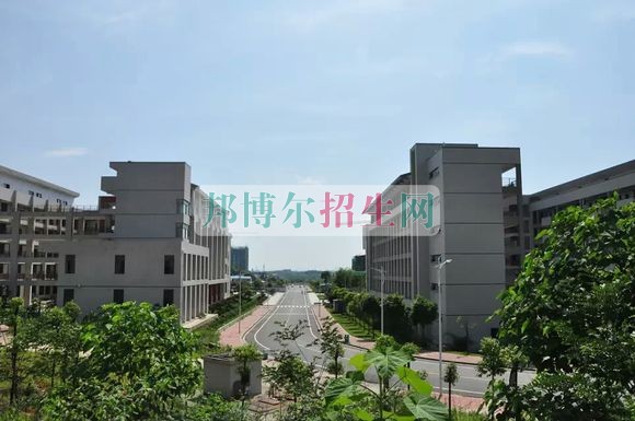 湖南交通工程職業技術學院招生辦聯系電話