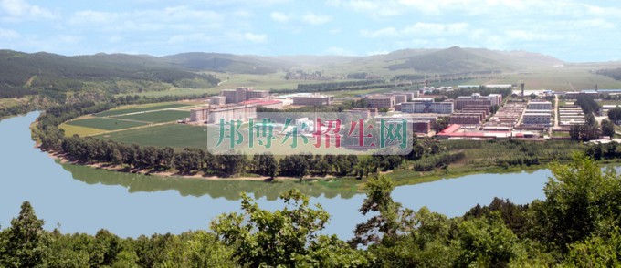 黑龍江農(nóng)業(yè)經(jīng)濟職業(yè)學院學費