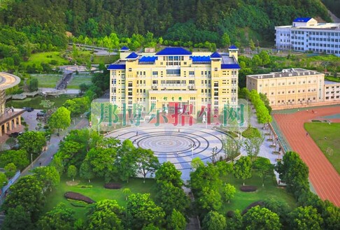 湖北醫藥學院