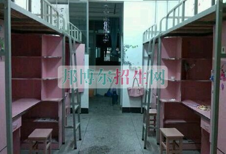 湖北醫藥學院藥護學院