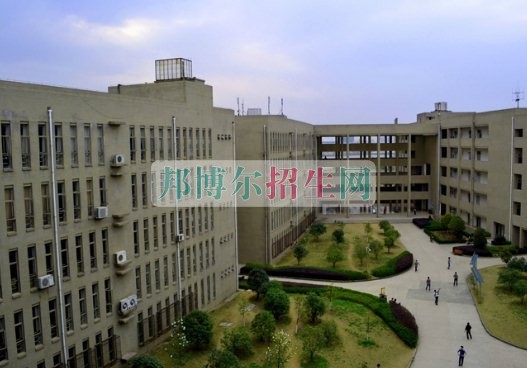 武昌職業學院招生辦聯系電話