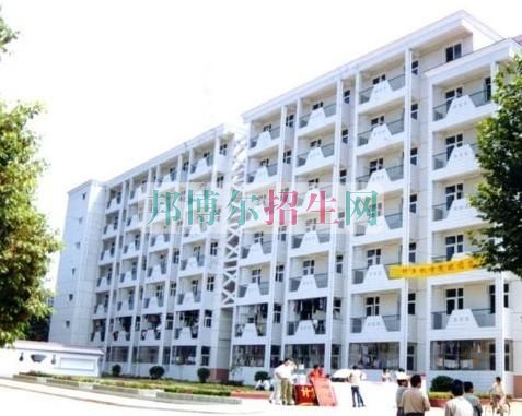 安徽工業(yè)大學工商學院網站網址
