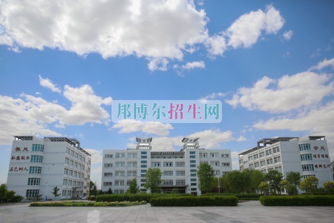 秦皇島職業(yè)技術學院網站網址