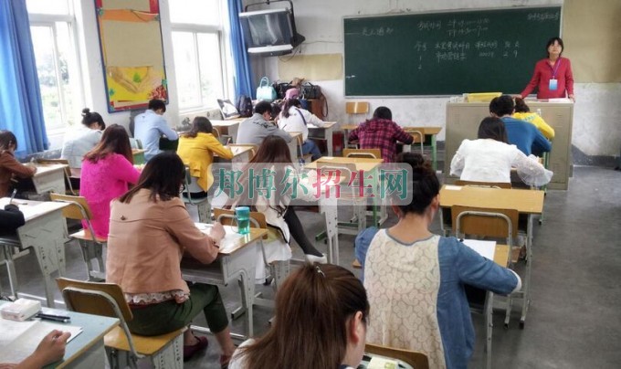 中專畢業后怎么升大專
