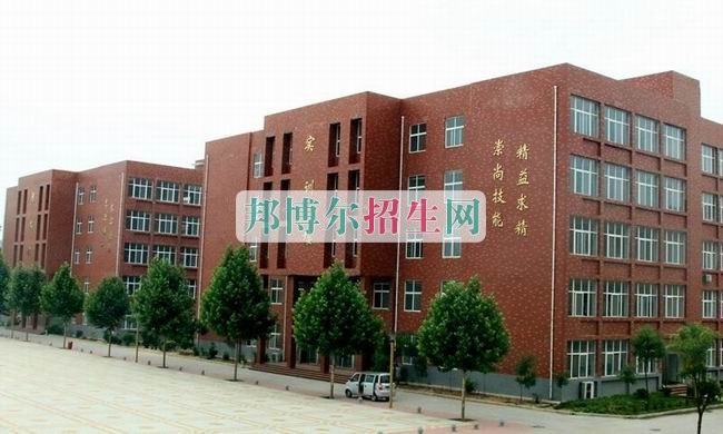 計算機應用技術(shù)較好的大專學校