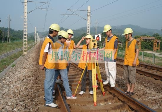100分能上鐵道工程技術專業嗎