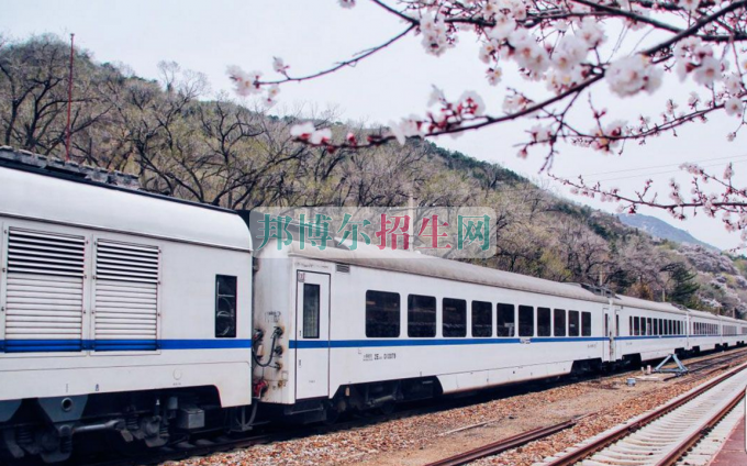 哪個大專學校鐵道工程技術專業好
