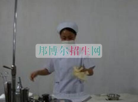 藥劑專業適合女生學嗎
