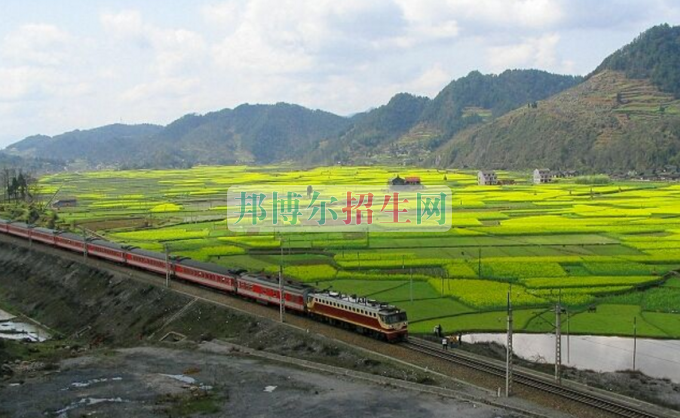 有鐵道工程技術專業學校嗎