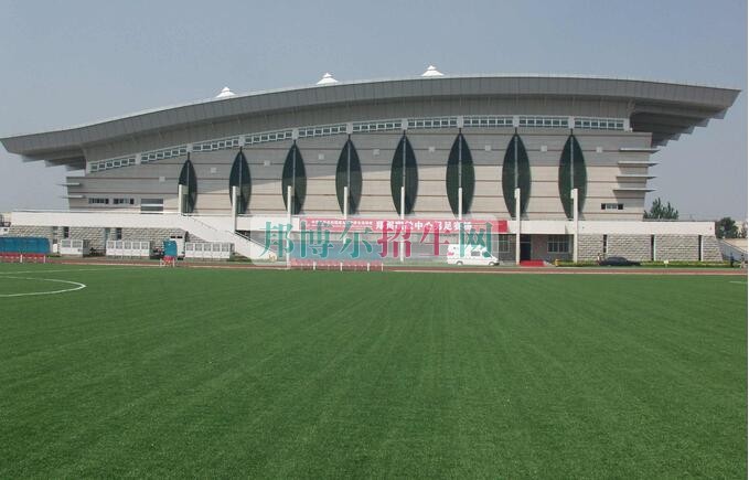 民航商務職業學校哪家好