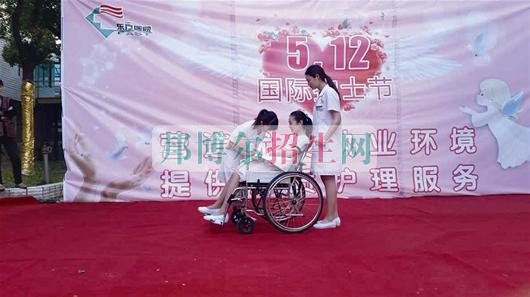 讀助產護理好嗎