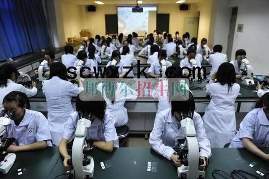 初中畢業可以上醫學檢驗專業嗎