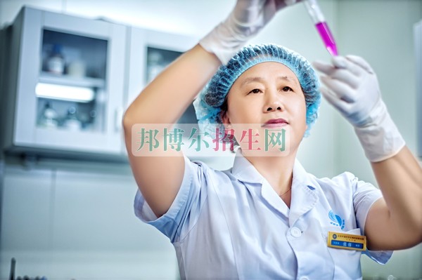 初中生讀醫學檢驗專業好嗎