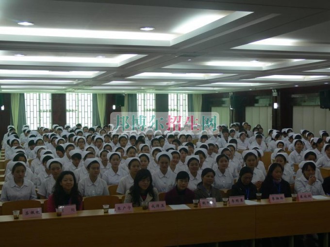 助產護理學校哪個好