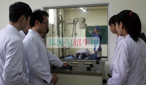 成都哪些大專學校有醫學影像