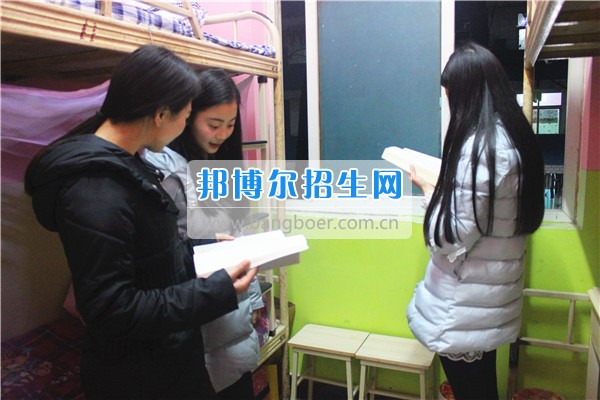 成都希望幼師學校是責任？更是一種愛！