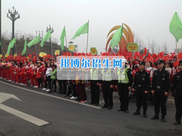 四川省宜賓市南溪區職業高級中學校學前教育齊拉練，共踏春風迎春景