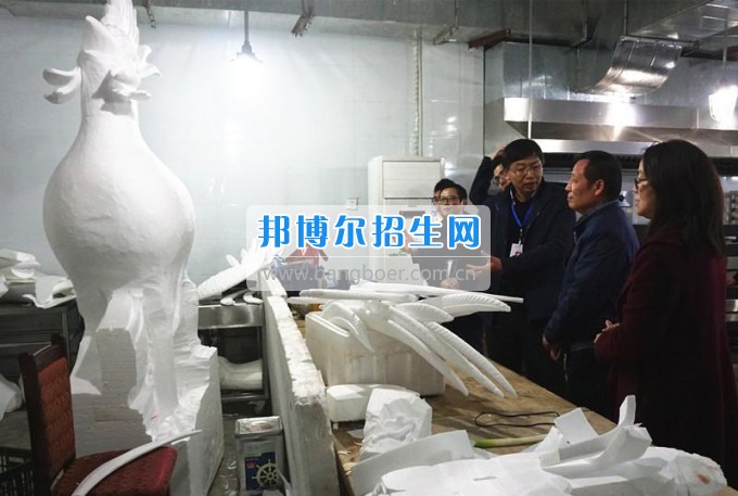 四川省外僑辦中日會館副館長劉勇一行蒞臨瀘州市職業技術學校調研