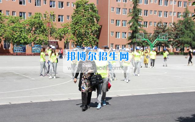 05秋航空2班校友畢業十年聚會母校