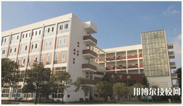 四川經濟貿易學校2018年報名條件、招生對象