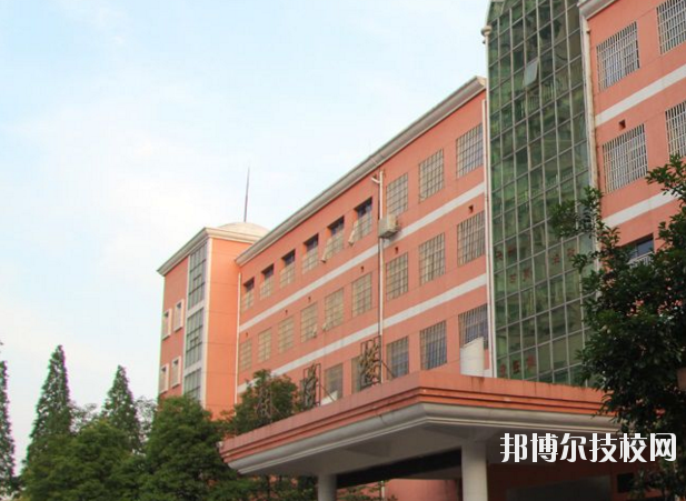 江西科技中等專業學校1
