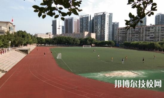 重慶渝北職業(yè)教育中心2020年報(bào)名條件、招生要求、招生對(duì)象