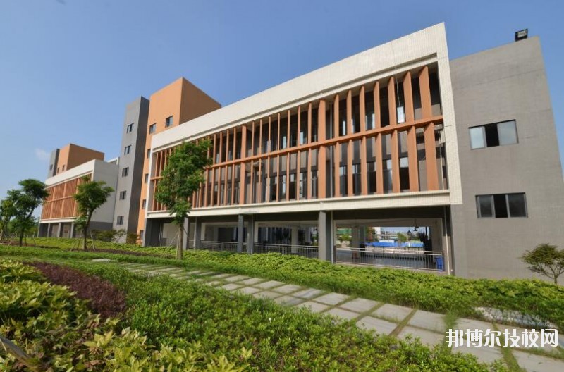 重慶育才職業教育中心網站網址