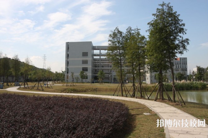 湖州中等衛生專業學校2020年報名條件、招生要求、招生對象