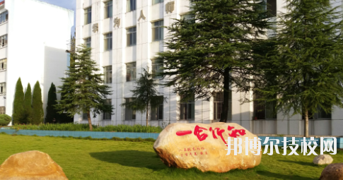 江西通用技術工程學校2020年招生辦聯系電話 
