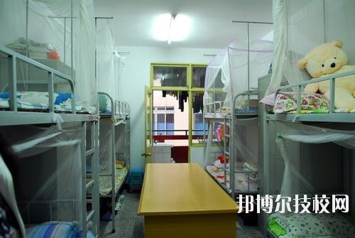 樂山醫藥科技學校高級技工學校2020年宿舍條件