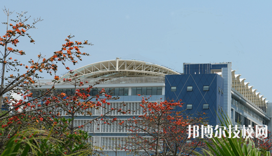 深圳市福田區華強職業技術學校3