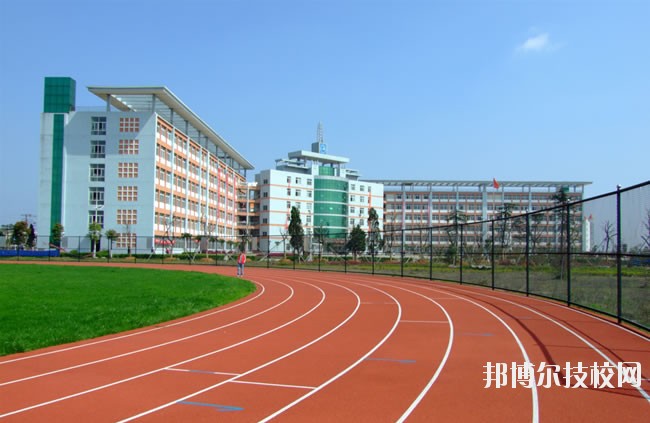 鎮(zhèn)安縣職業(yè)技術(shù)教育中心2020年報(bào)名條件、招生要求、招生對(duì)象 