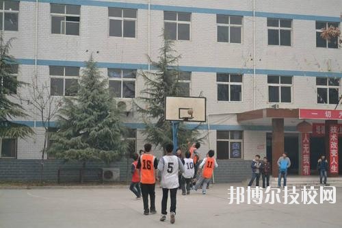 貴州畜牧獸醫(yī)學(xué)校2020年招生辦聯(lián)系電話(huà)