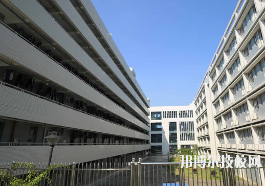 深圳寶安職業技術學校宿舍