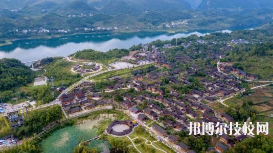 務川仡佬族苗族自治中等職業(yè)學校2020年招生辦聯(lián)系電話