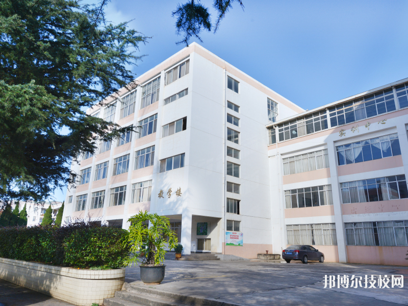 云南中醫藥中等?？茖W校2020年報名條件、招生要求、招生對象