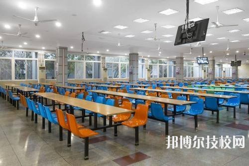 西安第四聯(lián)合職業(yè)中學2020年宿舍條件 