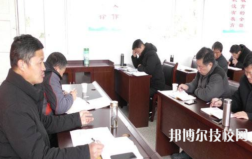 臨安市中等職業(yè)技術(shù)學(xué)校2020年報(bào)名條件、招生要求、招生對象