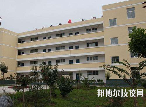 鳳縣職業教育中心2020年報名條件、招生要求、招生對象