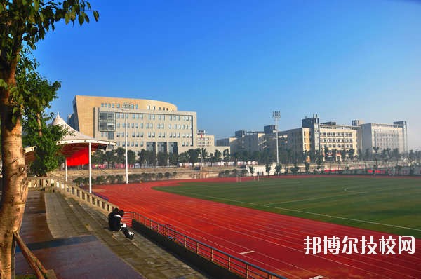 廣州從化高級(jí)技工學(xué)校2020年報(bào)名條件、招生要求、招生對(duì)象