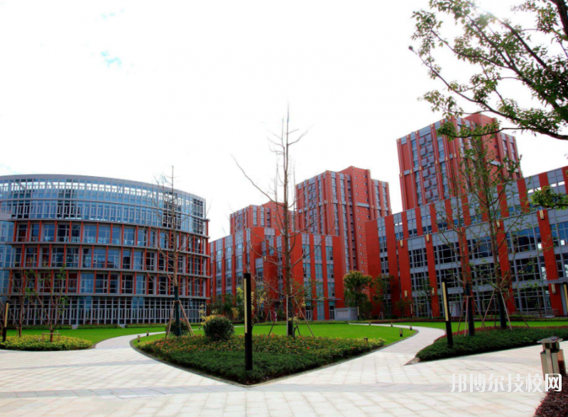重慶潼南闇公職業高級中學網站網址
