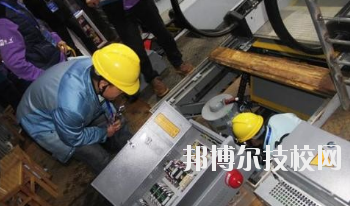 武威信息工程學校2020年學費、收費多少