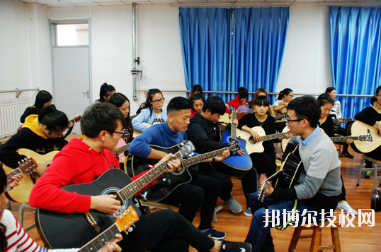 保定幼兒師范高等專科學(xué)校2020年報(bào)名條件、招生要求、招生對象