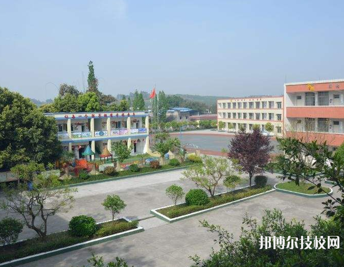 重慶巴南職業教育中心學校怎么樣、好不好