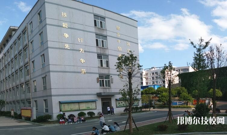 習水中等職業學校怎么樣、好不好