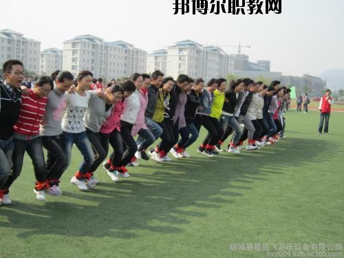 甕安中等職業學校地址在哪里