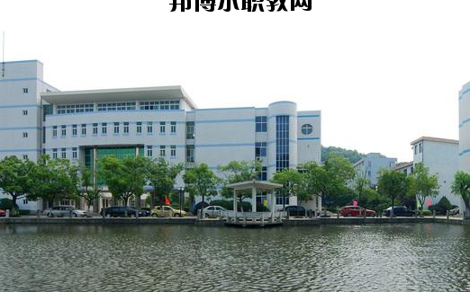 杭州輕工技師學(xué)院2020年報名條件，招生對象，招生要求