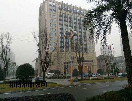 重慶涪陵第一職業(yè)中學校學校怎么樣、好不好