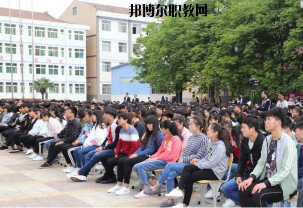 眉縣職業(yè)教育中心2020年報(bào)名條件、招生要求、招生對(duì)象 