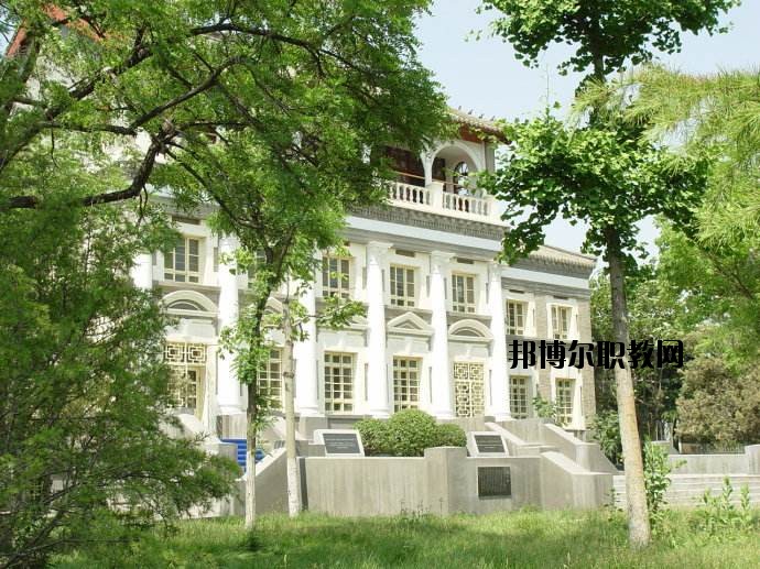 鶴峰職業技術學校怎么樣、好不好